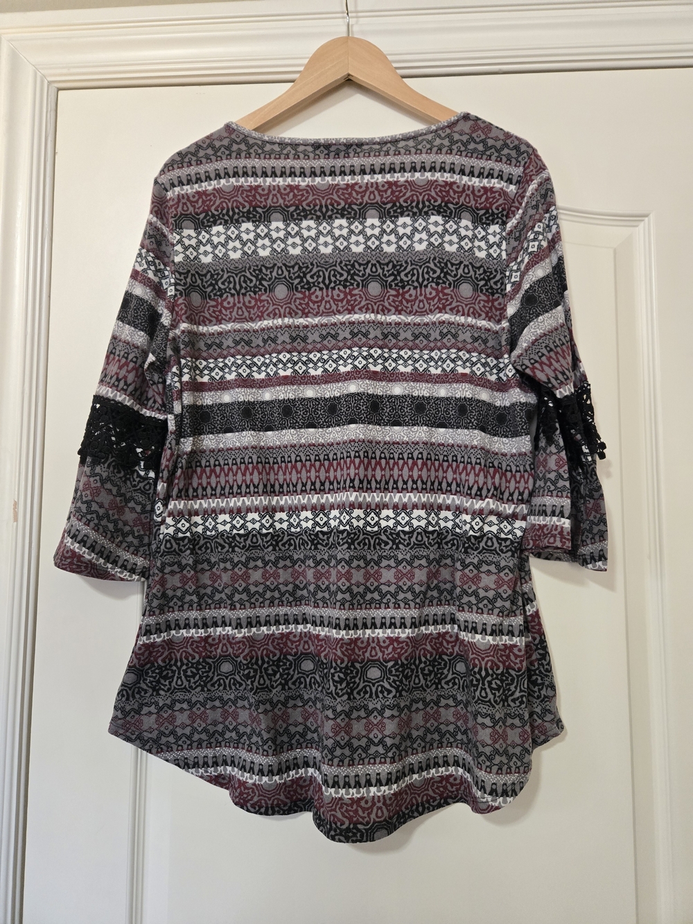 Robert Louis Pink Black and White Patterned Scoop Neck Tunic - Picture 5 of 8